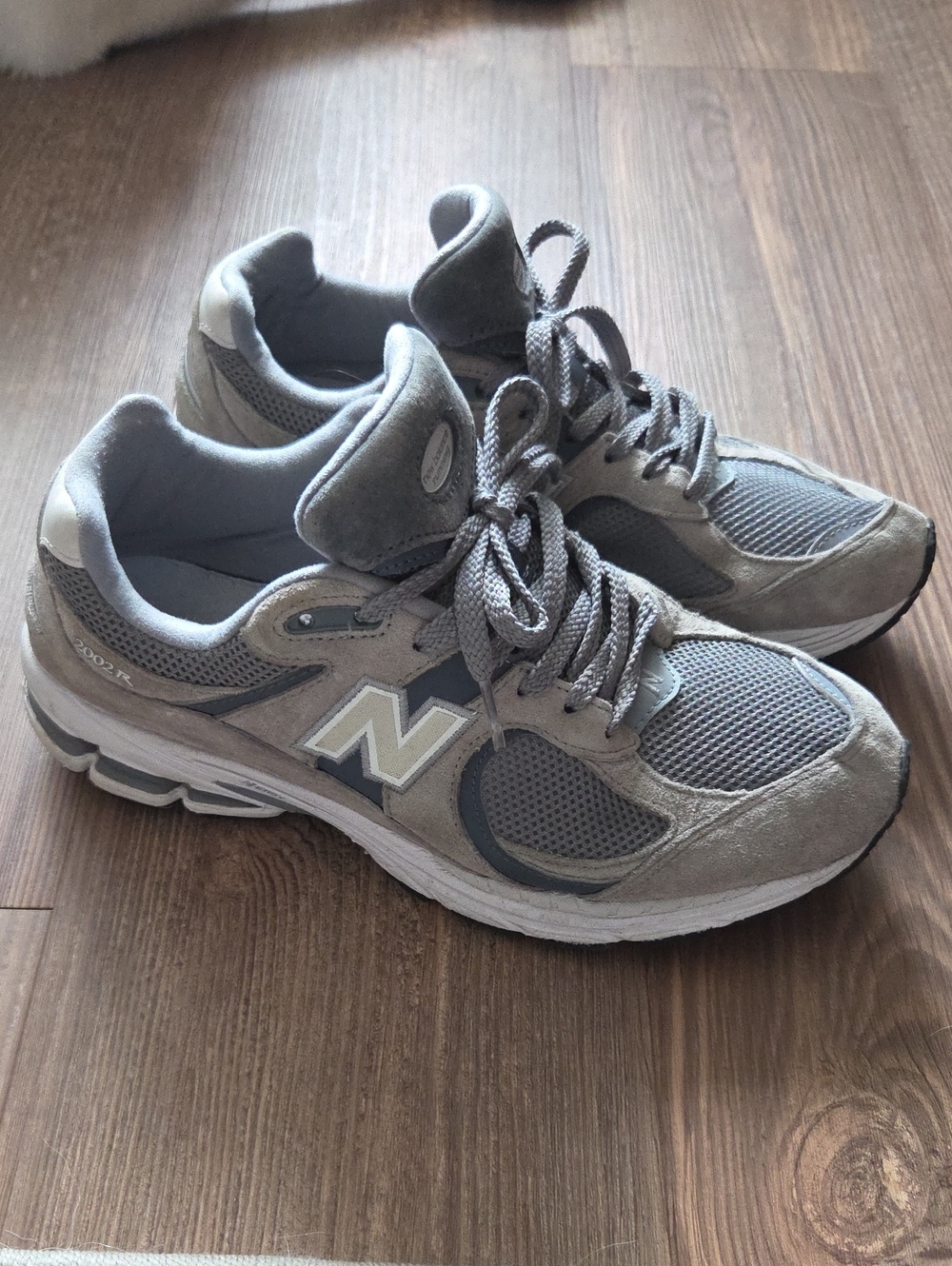 New Balance 2002R Unisex Running Shoes